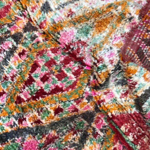 Authentic Vintage 1970s Ebi Mgli Moroccan Rug- 10'.2"x6'.6" - Picture 4 of 4